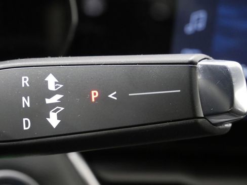 Used 2025 Chevrolet Equinox LT image 22