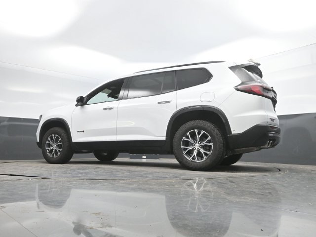 Used 2026 GMC Acadia AT4 w/ Super Cruise Package AWD/4WD image 53
