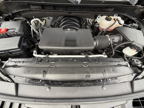 Used 2024 GMC Yukon XL Denali w/ Advanced Technology Package image 45