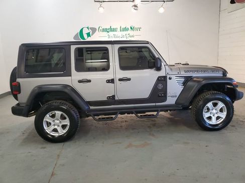 Used 2019 Jeep Wrangler Unlimited Sport S image 6