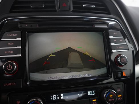 Used 2023 Nissan Maxima SL FWD image 27
