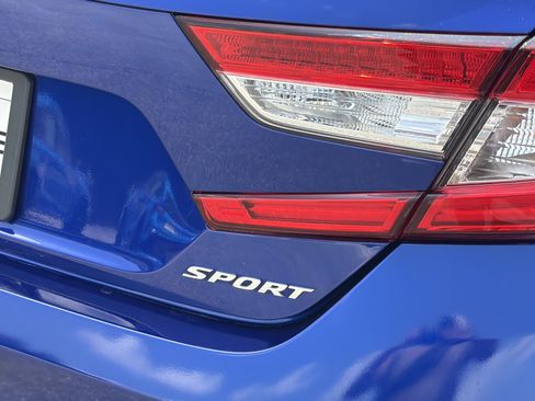 Used 2022 Honda Accord Sport image 6
