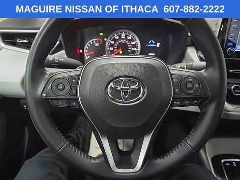 Used 2021 Toyota Corolla SE w/ SE Premium Package FWD image 19