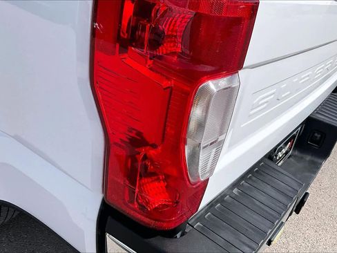 Used 2020 Ford F250 XL w/ Power Equipment Group image 26