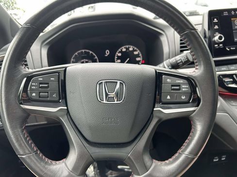 Used 2025 Honda Odyssey Sport-L image 22