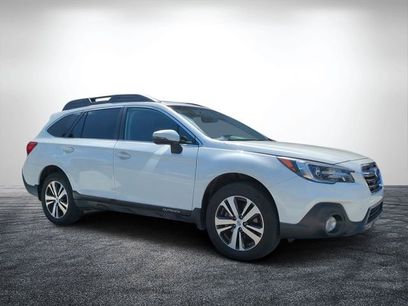 Used 2019 Subaru Outback 2.5i Limited w/ Popular Package #2
