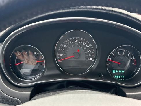 Used 2012 Chrysler 200 S image 20