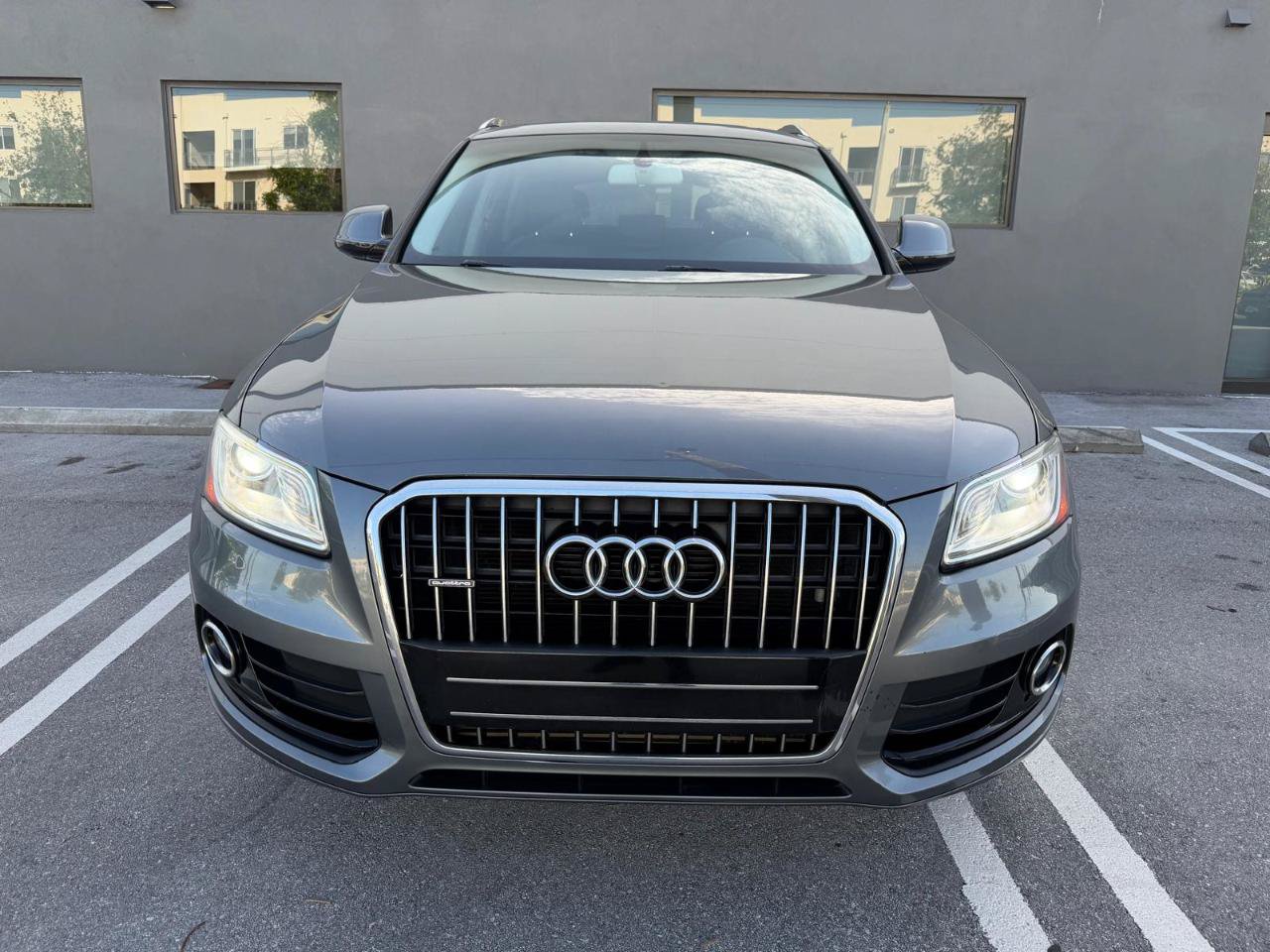 Used 2016 Audi Q5 2.0T Premium w/ Audi MMI Navigation Plus AWD/4WD image 2