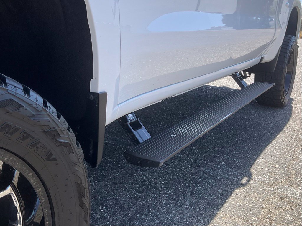 Used 2019 Chevrolet Silverado 1500 LT w/ All-Star Edition AWD/4WD image 19