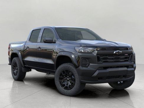 New 2026 Chevrolet Colorado Trail Boss AWD/4WD image 1