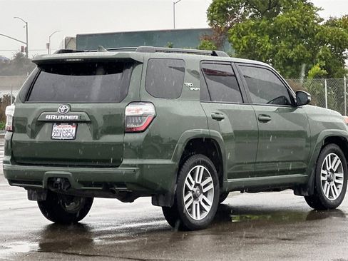 Certified 2022 Toyota 4Runner TRD Sport image 5