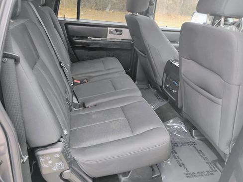 Used 2016 Ford Expedition EL XLT image 10