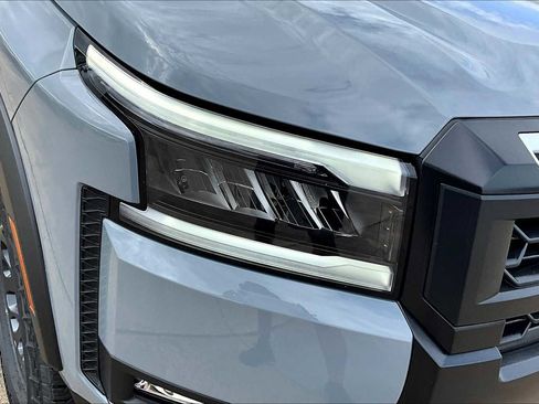 New 2026 Nissan Frontier Pro-X w/ Pro-X Convenience Package image 19