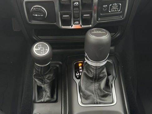 New 2026 Jeep Gladiator Sport image 15