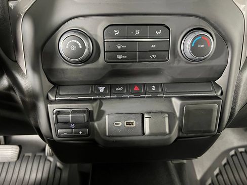 Certified 2021 Chevrolet Silverado 3500 W/T w/ WT Convenience Package AWD/4WD image 21