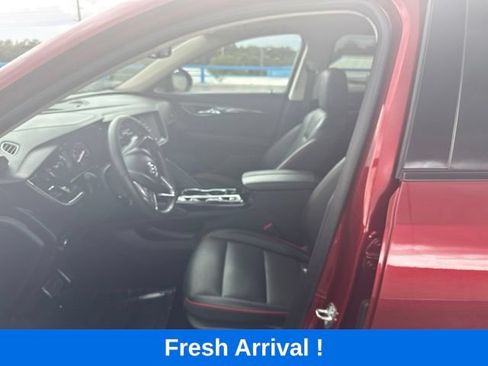 Used 2023 Buick Envision Essence w/ Sport Touring Package AWD/4WD image 2