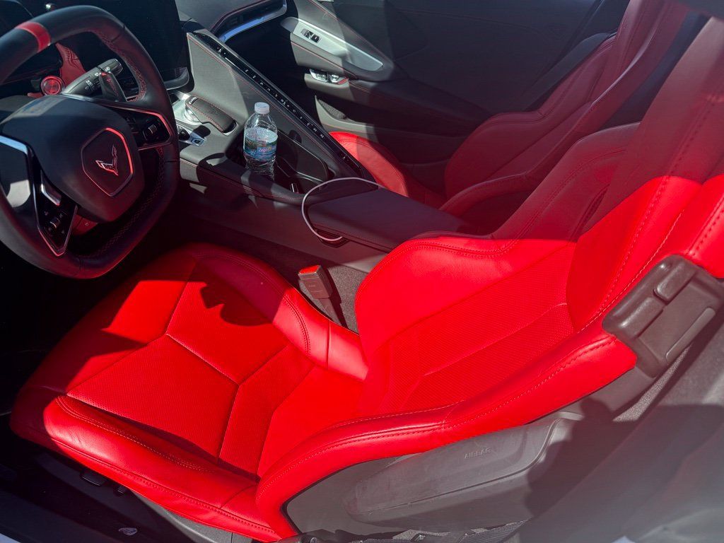 Used 2023 Chevrolet Corvette Stingray Convertible w/ Z51 Performance Package RWD image 8