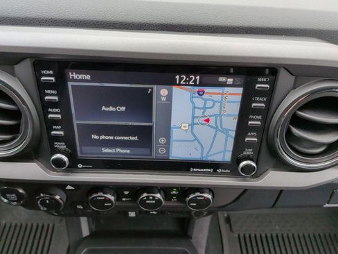 Used 2023 Toyota Tacoma TRD Sport AWD/4WD image 19