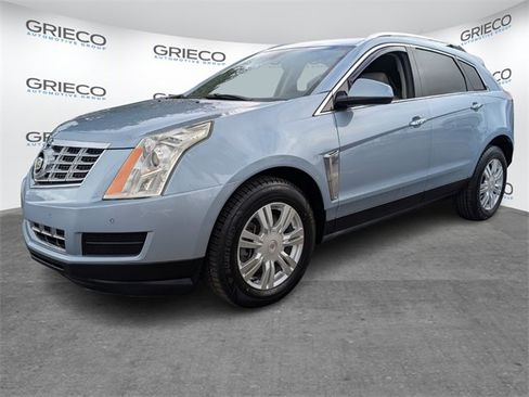 Used 2014 Cadillac SRX Luxury image 3