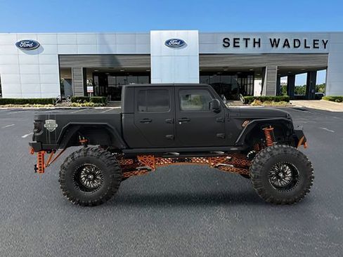 Used 2020 Jeep Gladiator Rubicon AWD/4WD image 6