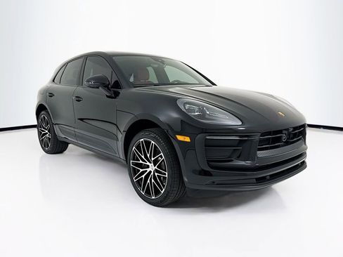 New 2026 Porsche Macan image 7
