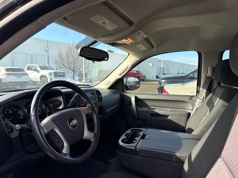 Used 2010 Chevrolet Silverado 1500 LT w/ Power Pack Plus image 7