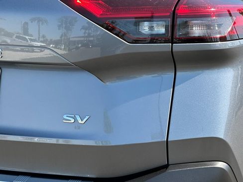 Used 2023 Nissan Rogue SV FWD image 25