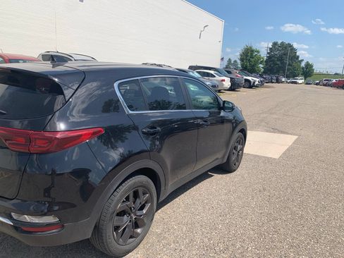 Used 2022 Kia Sportage LX w/ LX AWD Value Edition Package image 4