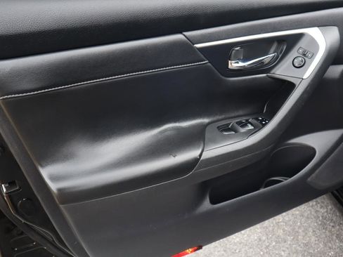 Used 2018 Nissan Altima 2.5 SL FWD image 53
