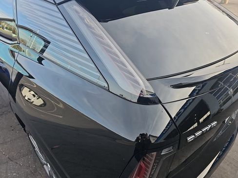 New 2026 Cadillac Optiq Sport 2 image 33