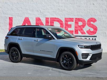 New 2025 Jeep Grand Cherokee 4WD