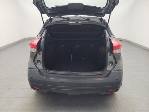 Used 2020 Nissan Kicks SV FWD image 29