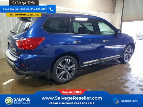 Used 2017 Nissan Pathfinder Platinum w/ Family Entertainment Package AWD/4WD image 4