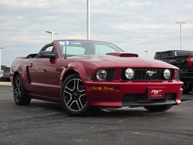 Used 2007 Ford Mustang GT Premium RWD image 3