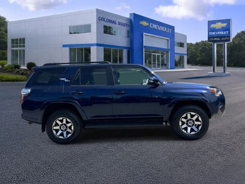 Used 2021 Toyota 4Runner TRD Off-Road Premium w/ Moonroof Package AWD/4WD image 7