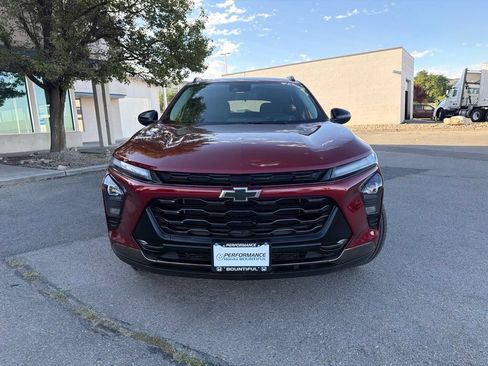 Used 2024 Chevrolet Trax ACTIV FWD image 2