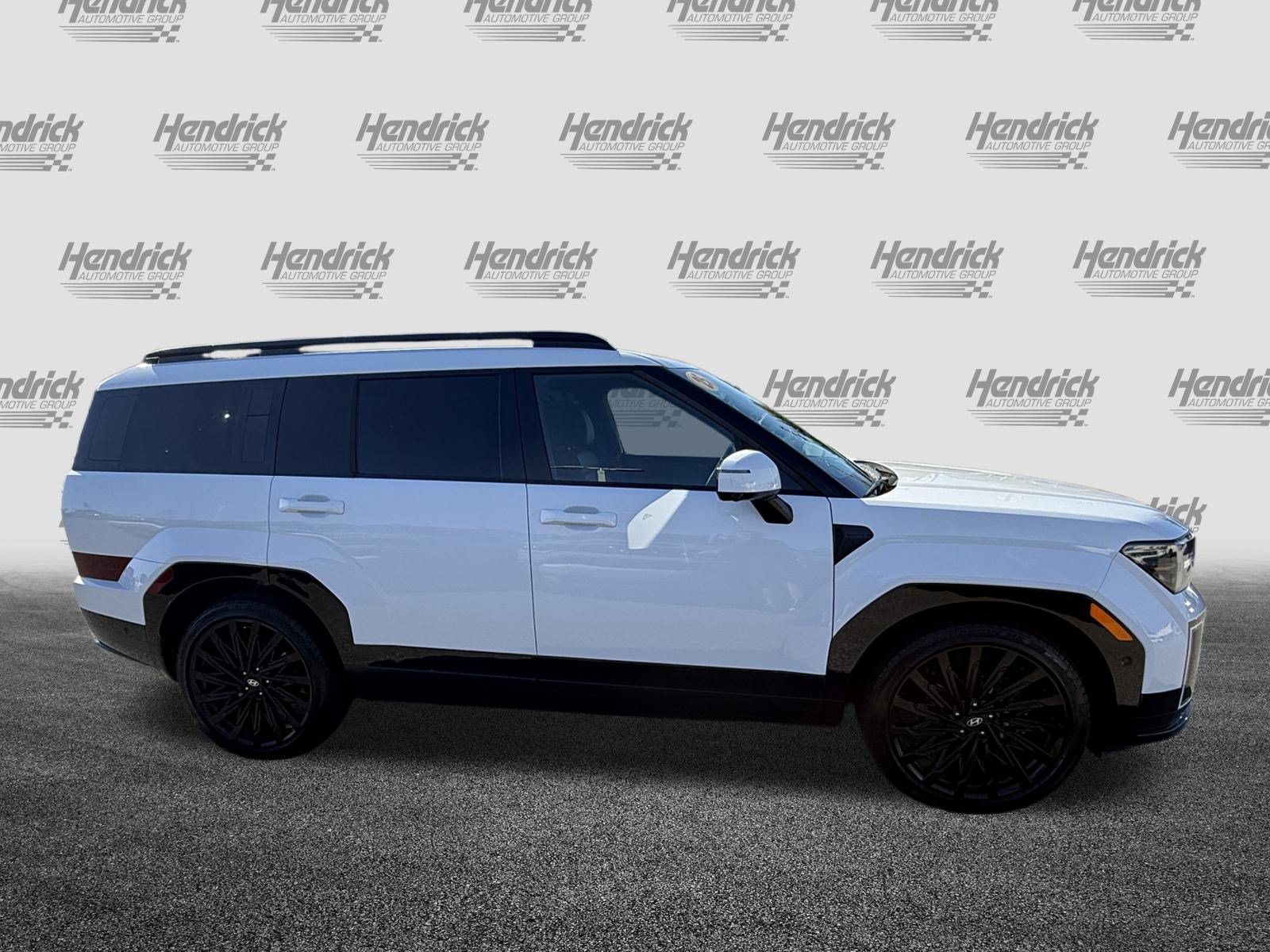 Used 2025 Hyundai Santa Fe Calligraphy FWD image 7