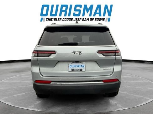 Used 2023 Jeep Grand Cherokee L Laredo w/ Luxury Tech Group I image 4