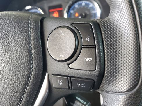 Used 2018 Toyota Corolla LE FWD image 24