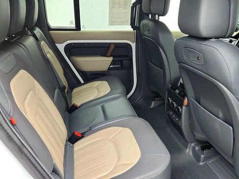 Used 2022 Land Rover Defender 110 X-Dynamic HSE image 23