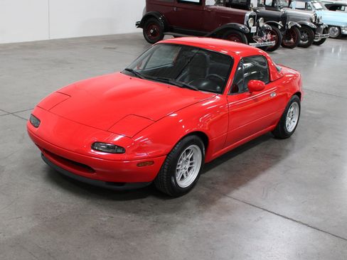 Used 1990 MAZDA MX-5 Miata RWD image 3