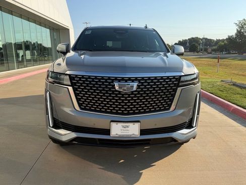 Used 2023 Cadillac Escalade Sport Platinum w/ LPO, ONYX Package AWD/4WD image 6