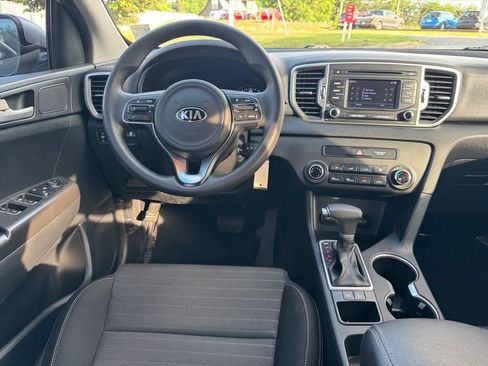 Used 2018 Kia Sportage LX FWD image 13