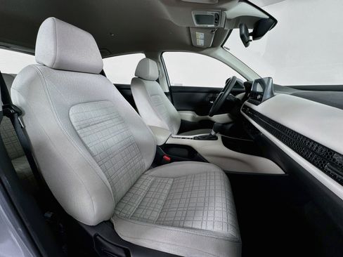 Certified 2024 Honda HR-V LX image 25