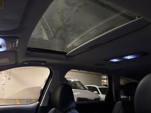 Used 2022 Kia Telluride EX AWD/4WD image 17
