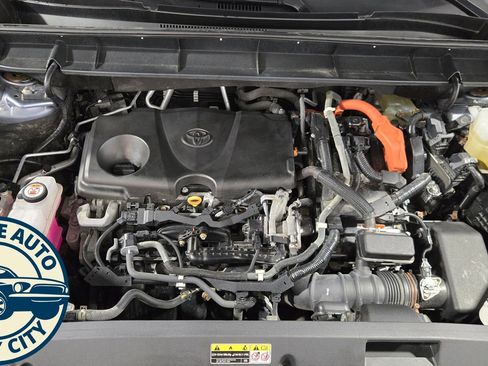 Used 2020 Toyota Highlander XLE AWD/4WD image 44