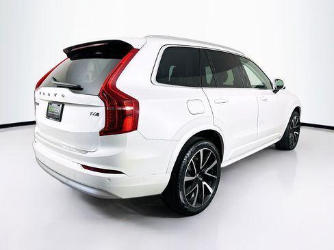 Used 2022 Volvo XC90 T6 Momentum w/ Advanced Package AWD/4WD image 9