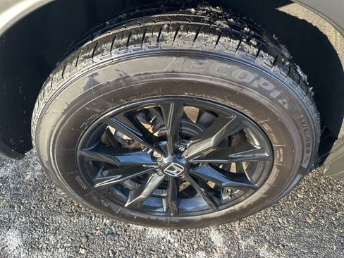 Used 2025 Honda CR-V Sport image 11