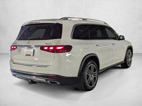 Certified 2024 Mercedes-Benz GLS 450 4MATIC image 8
