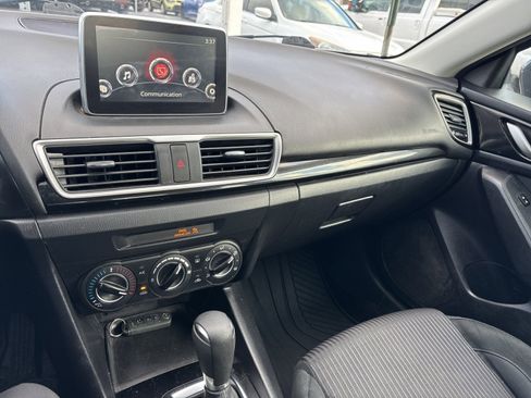 Used 2016 MAZDA MAZDA3 i Sport w/ Preferred Equipment Package image 3